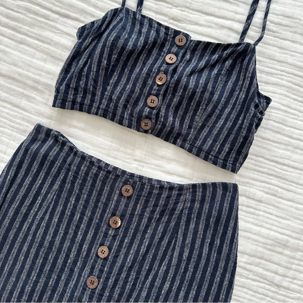 Crop top + mini skirt set